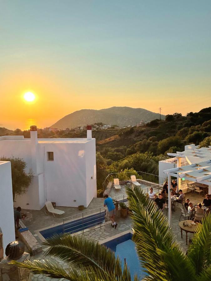 Mourtzanakis Residence - Traditional Eco Hotel In Achlada Экстерьер фото
